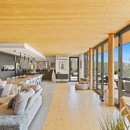 Villa Exceptional Sea-view House, Domaine De Valcros La Londe-les-Maures