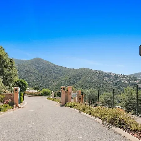 Exceptional Sea-view House, Domaine De Valcros