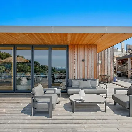 Villa Exceptional Sea-view House, Domaine De Valcros La Londe-les-Maures